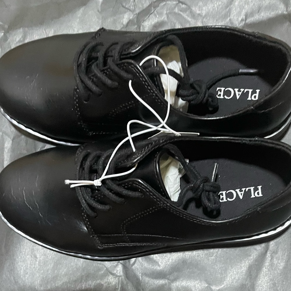 Size 5 Kids Children’s Place Loafers Brand New